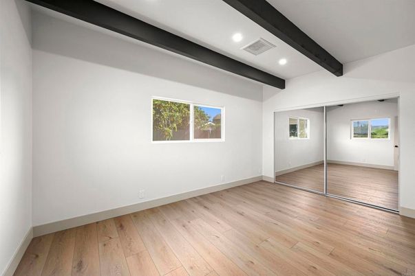 Empty room, Interior, Recessed Lighting, Wooden Beams, Wood Texture Flooring