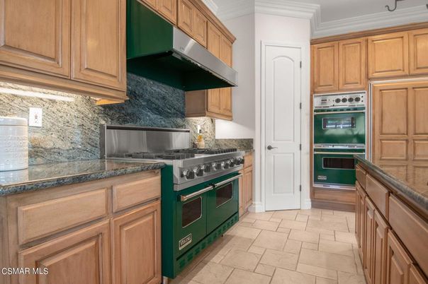Interior, Kitchen, Stainless Steel Appliances