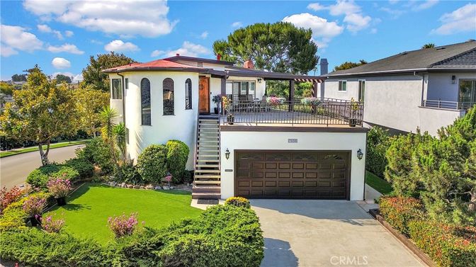 Attached, Exterior, Facade, Spanish Mediterranean