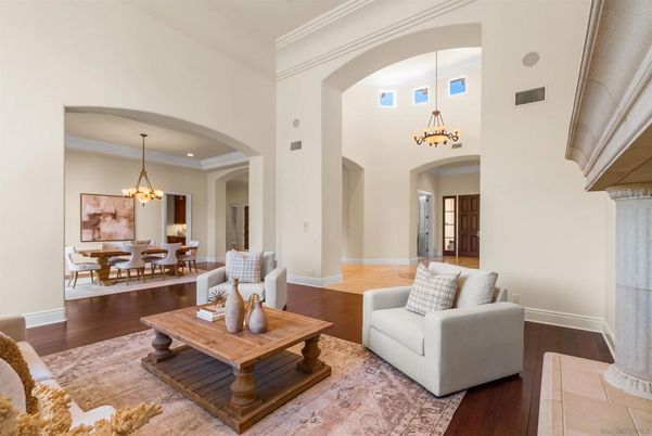 Chandelier, Dining room, Interior, Living room, Recessed Lighting, Wood Texture Flooring