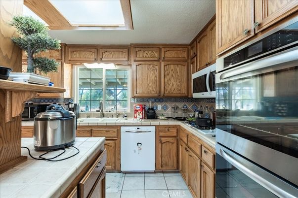 Interior, Kitchen, Tile Countertops