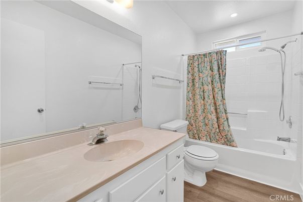 Bathroom, Interior, Recessed Lighting, Wood Texture Flooring