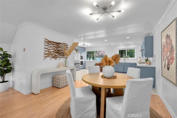 Dining room, Interior, Recessed Lighting, Wood Texture Flooring