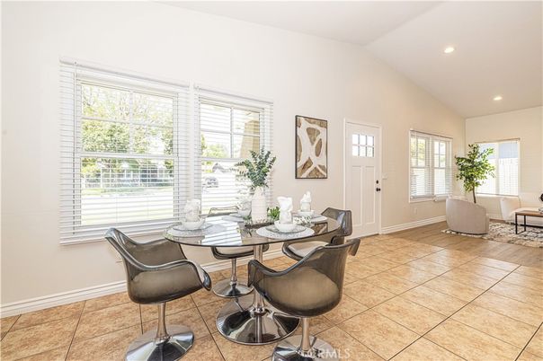 Dining room, Interior, Living room, Recessed Lighting