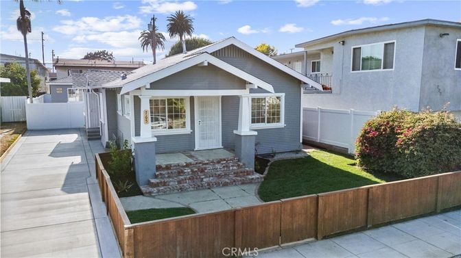 Exterior, Facade, American Craftsman