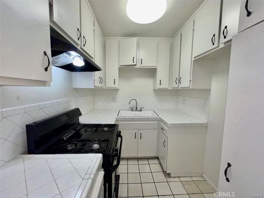Interior, Kitchen, Tile Countertops