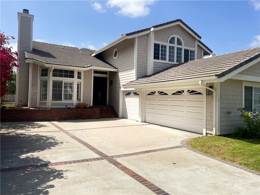Attached, Exterior, Facade, Brick Facade, American Craftsman