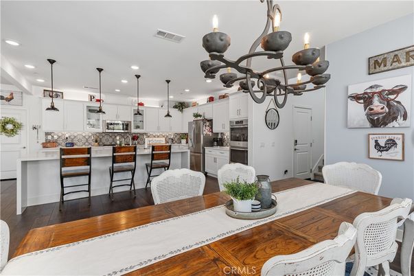 Dining room, Interior, Kitchen, Pendant Lights, Recessed Lighting, Wood Texture Flooring