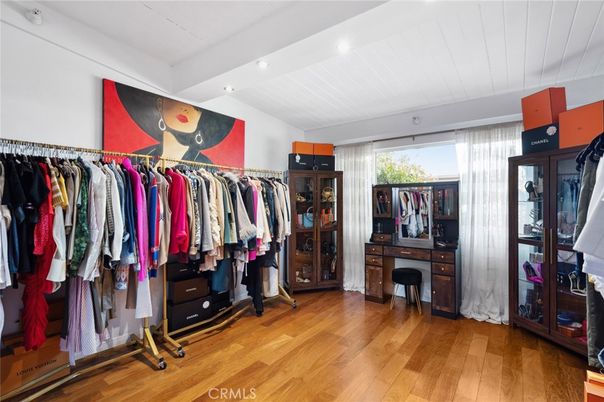 Interior, Recessed Lighting, Walk-in Closets, Wood Texture Flooring