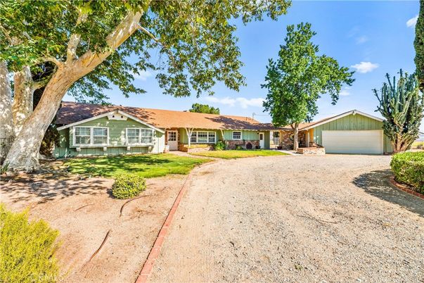 Backyard, Detached Garage, Exterior