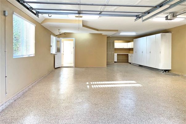 Garage, Interior