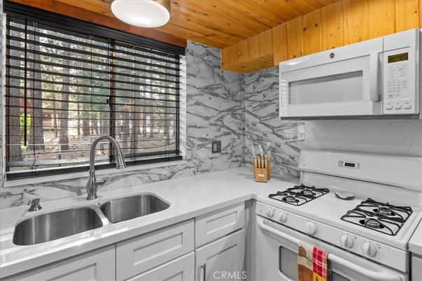 Interior, Kitchen, Marble Walls, Wooden Ceilings