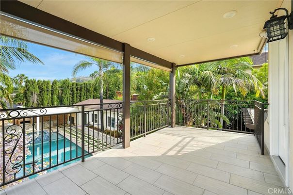 Exterior, Recessed Lighting