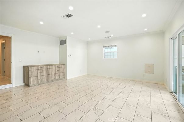 Empty room, Interior, Marble, Recessed Lighting