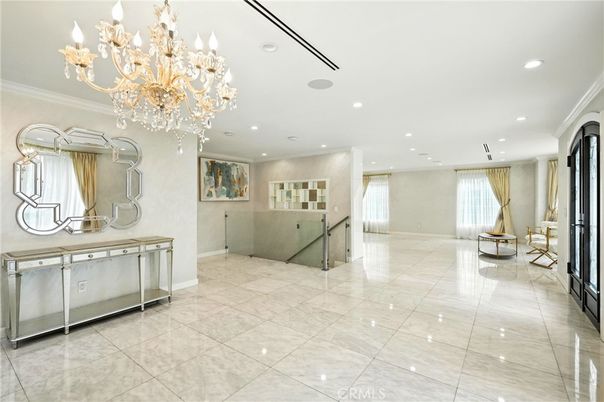 Chandelier, Interior, Recessed Lighting