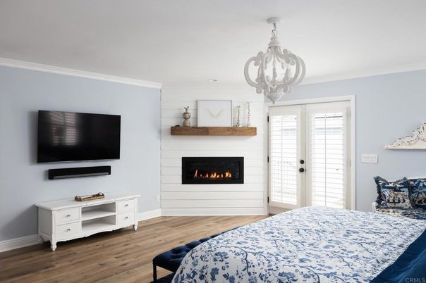 Bedroom, Fireplace, Interior, Wood Texture Flooring