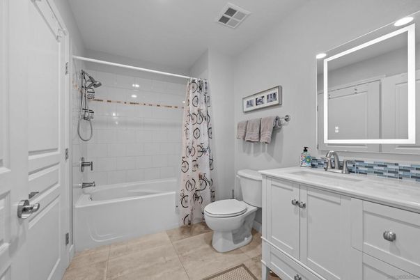 Bathroom, Interior