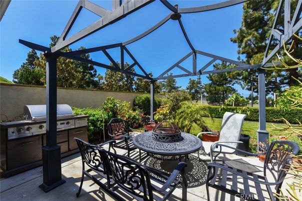 Exterior, Glass Ceilings, Sun Room