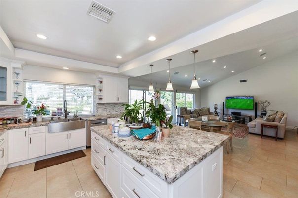 Interior, Kitchen, Living room, Pendant Lights, Recessed Lighting