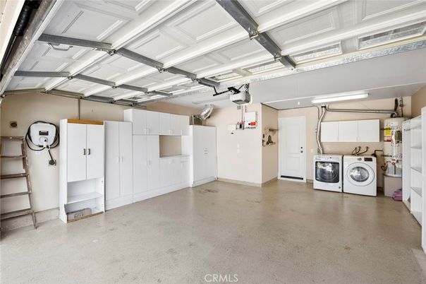 Garage, Interior, Washer