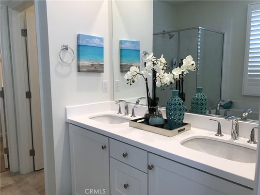 Bathroom, Dual Sink Vanities, Interior, Water