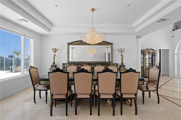 Chandelier, Dining room, Interior