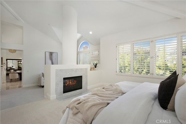 Fireplace, Interior, Living room, Recessed Lighting