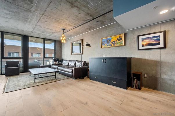 Interior, Living room, Pendant Lights, Recessed Lighting, Wood Texture Flooring