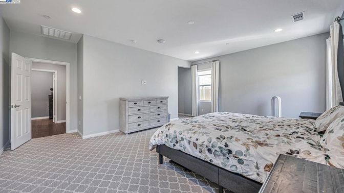Bedroom, Interior, Recessed Lighting