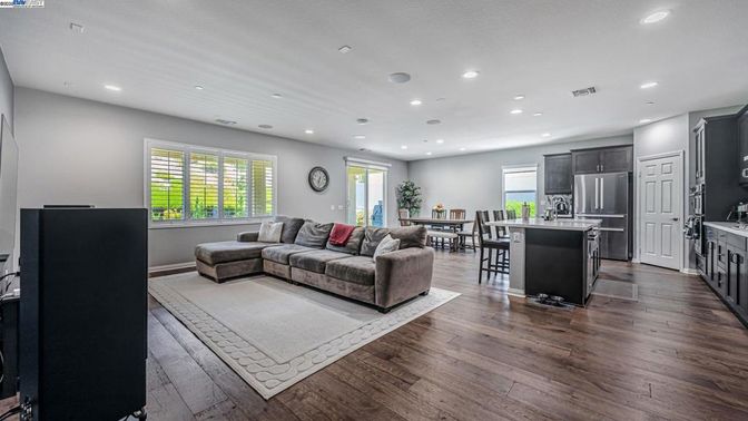 Dining room, Interior, Kitchen, Living room, Recessed Lighting, Wood Texture Flooring