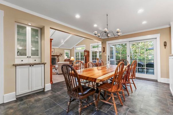 Chandelier, Dining room, Interior, Recessed Lighting