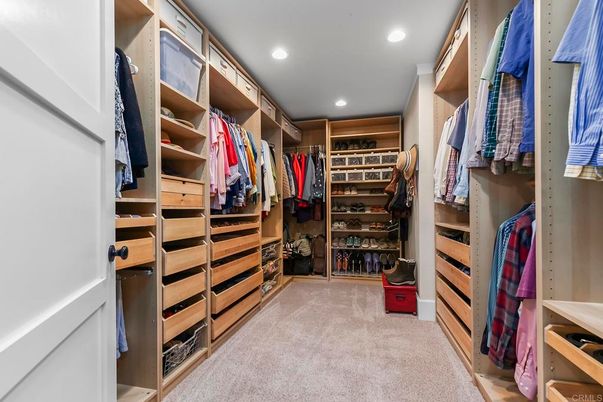 Interior, Recessed Lighting, Walk-in Closets