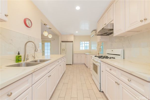 Interior, Kitchen, Marble Walls, Pendant Lights, Recessed Lighting