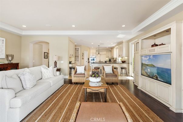 Interior, Kitchen, Living room, Pendant Lights, Recessed Lighting, Stainless Steel Appliances, Wood Texture Flooring
