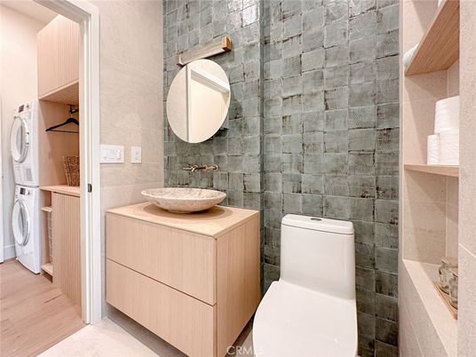 Bathroom, Interior, Washer, Wood Texture Flooring