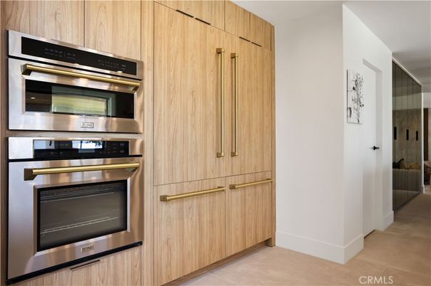 Interior, Kitchen, Stainless Steel Appliances