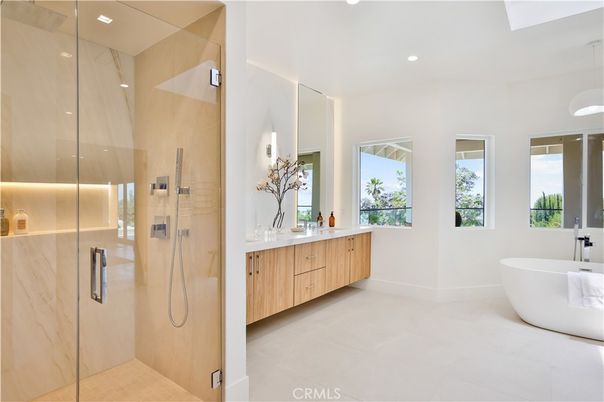 Bathroom, Dual Sink Vanities, Free Standing Baths, Glass Shower, Interior, Recessed Lighting