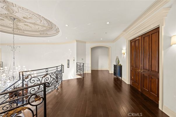 Chandelier, Interior, Recessed Lighting, Wood Texture Flooring