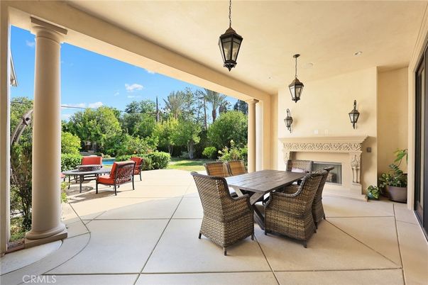Exterior, Fireplace
