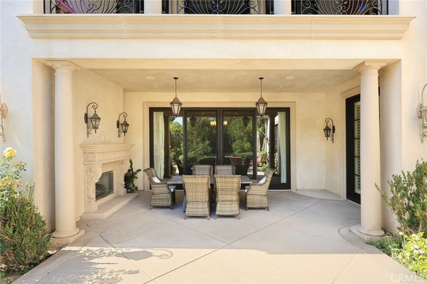 Exterior, Fireplace