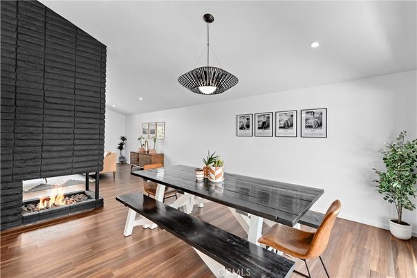 Dining room, Fireplace, Interior, Pendant Lights, Recessed Lighting, Wood Texture Flooring