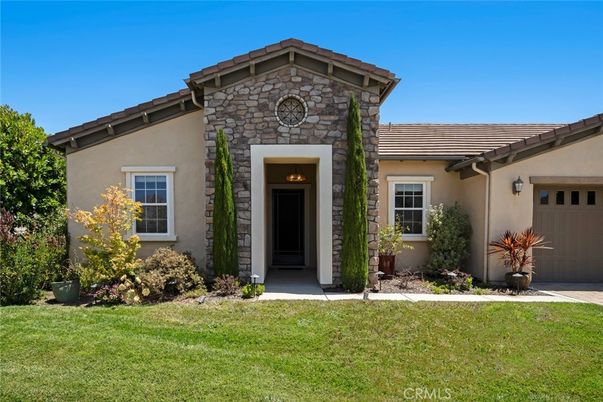 Attached, Exterior, Facade, Spanish Mediterranean