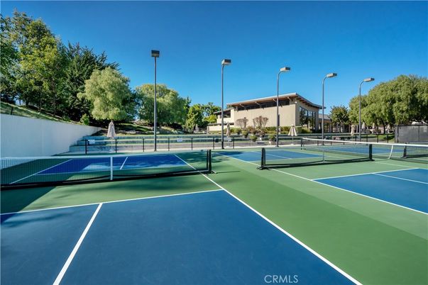 Exterior, Tennis Courts
