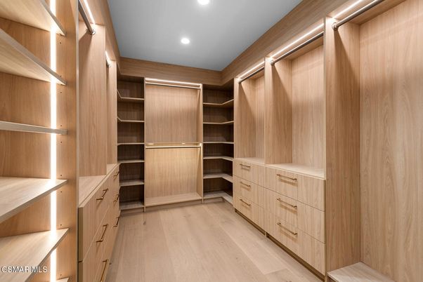 Interior, Recessed Lighting, Walk-in Closets, Wood Texture Flooring