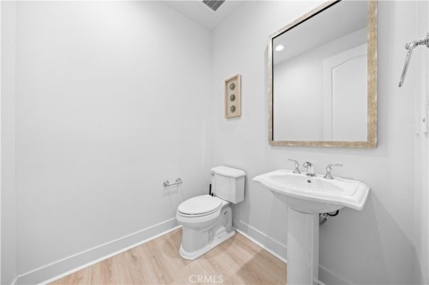 Bathroom, Interior, Recessed Lighting, Wood Texture Flooring