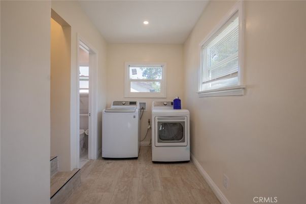 Interior, Recessed Lighting, Washer