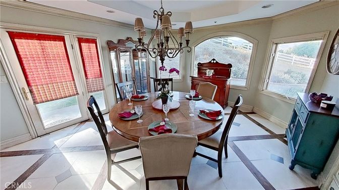 Chandelier, Dining room, Interior, Recessed Lighting