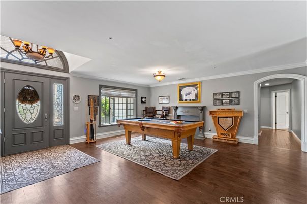 Billiard Table, Game Room, Interior, Wood Texture Flooring
