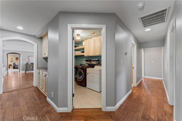 Interior, Recessed Lighting, Utility Closets, Washer, Wood Texture Flooring