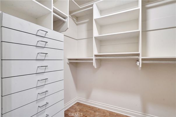 Interior, Walk-in Closets, Wood Texture Flooring